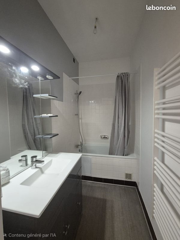 Appartement à louer, 43m², Aurillac