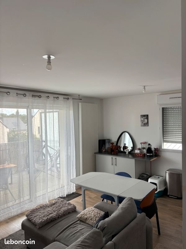 Appartement à louer, 42m², Melesse