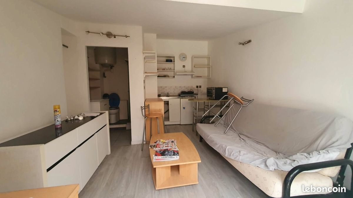 Appartement à louer, 20m², Uchaud