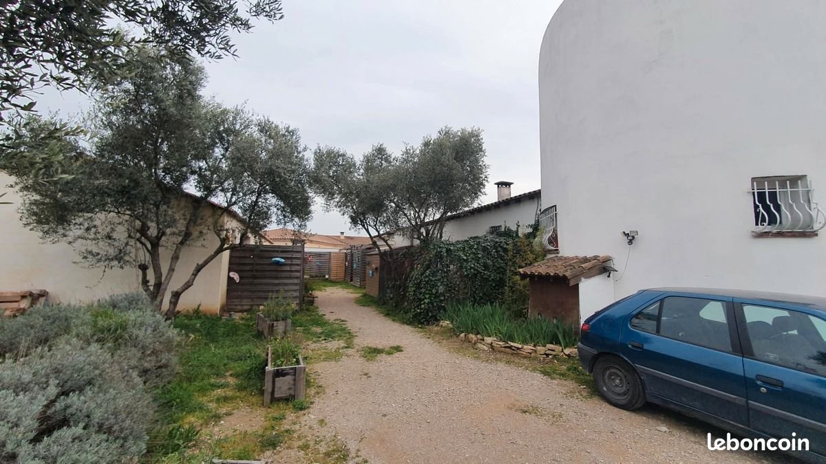 Appartement à louer, 20m², Uchaud
