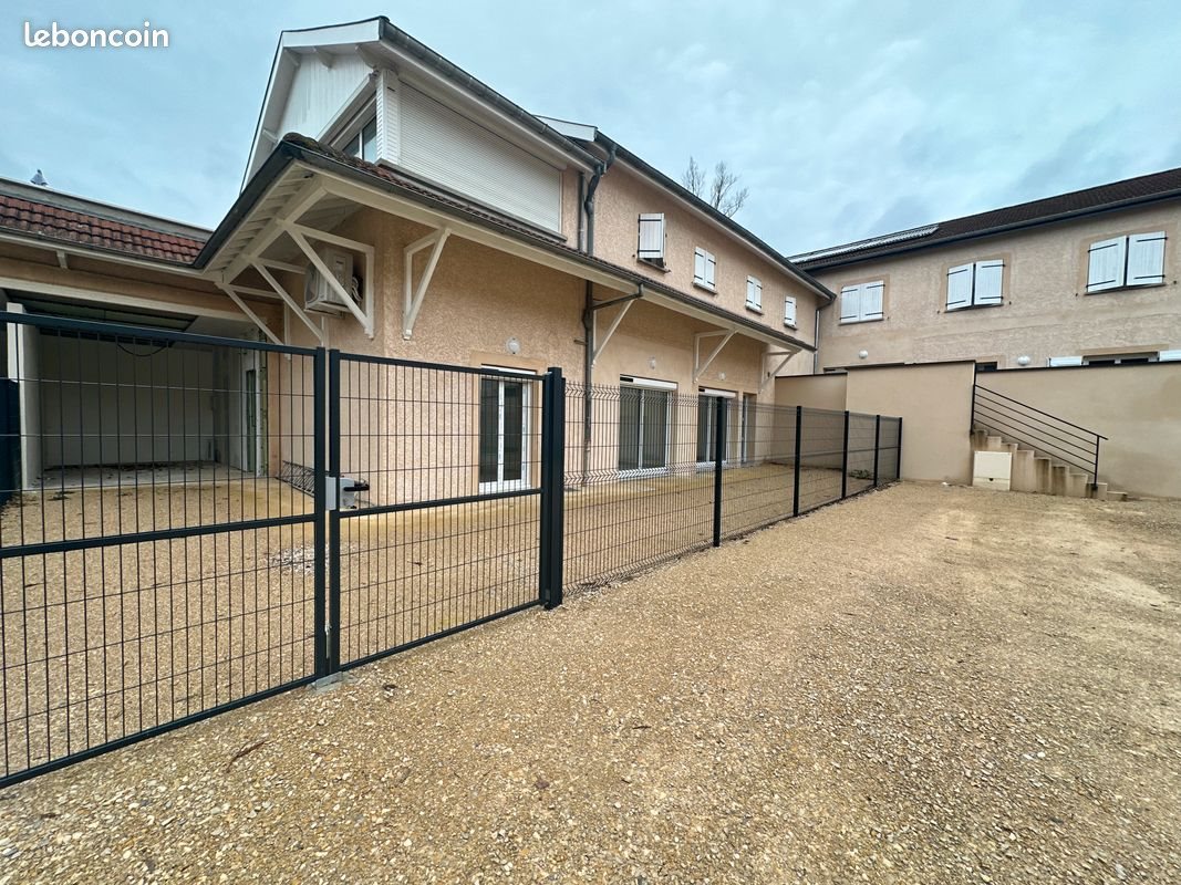 Maison à louer, 90m², Trept