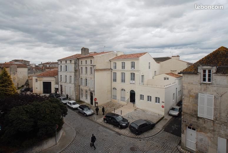 Appartement à louer, 63m², Saintes