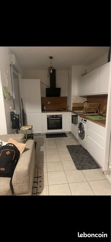 Appartement à louer, 40m², Vénissieux