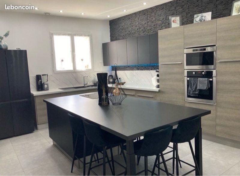 Maison à vendre, 145m², Saint-Martin-Lestra