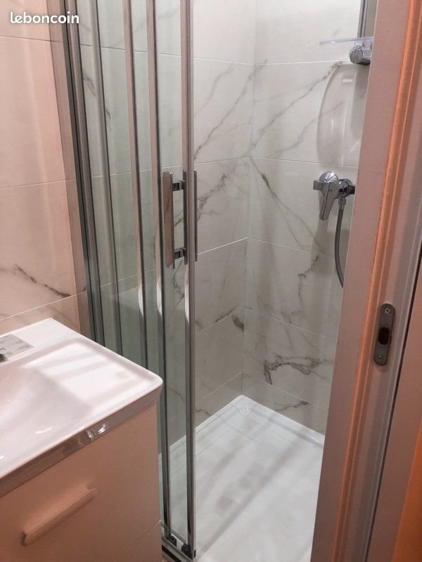Appartement à louer, 12m², Paris 18ème