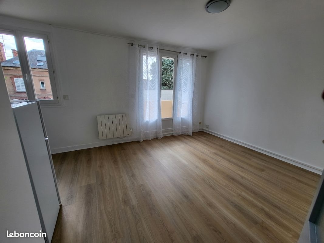 Appartement à louer, 1m², Montargis