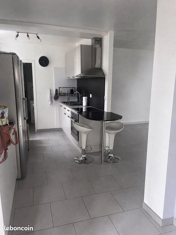 Maison à louer, 110m², Mont-Saint-Sulpice
