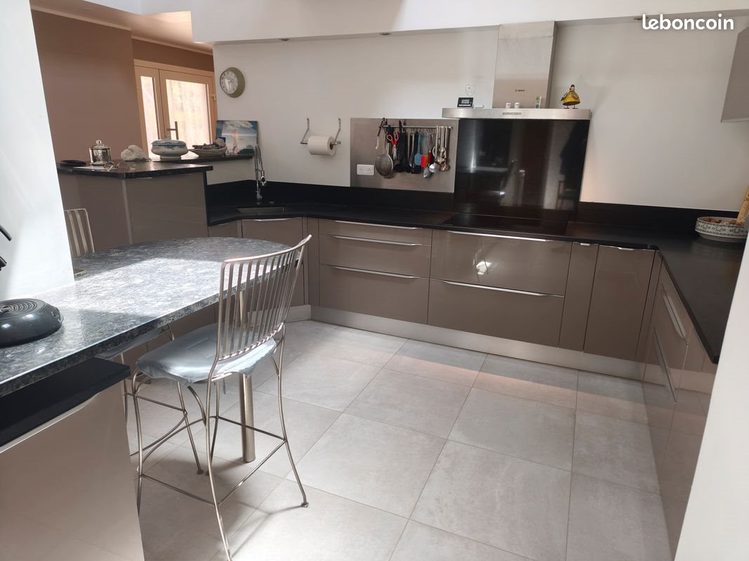 Maison à vendre, 200m², Ercé