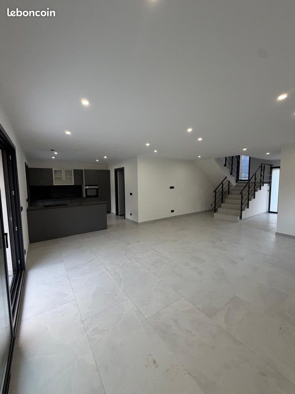 Maison à vendre, 117m², Scionzier
