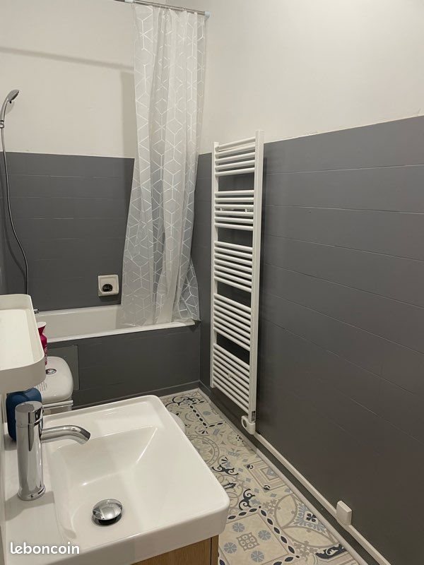 Appartement à louer, 27m², Pau