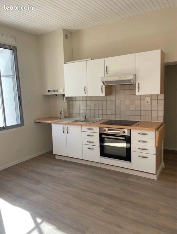 Appartement à louer, 44m², Nîmes