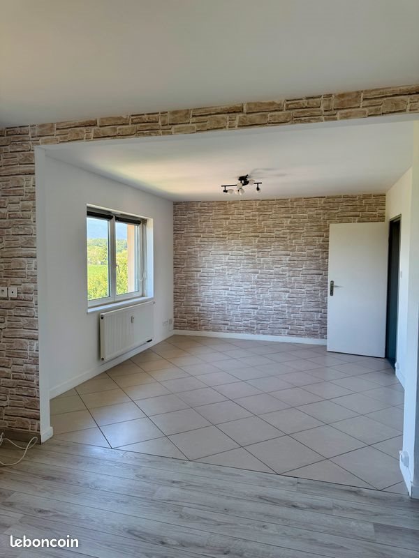 Appartement à louer, 64m², Bollwiller
