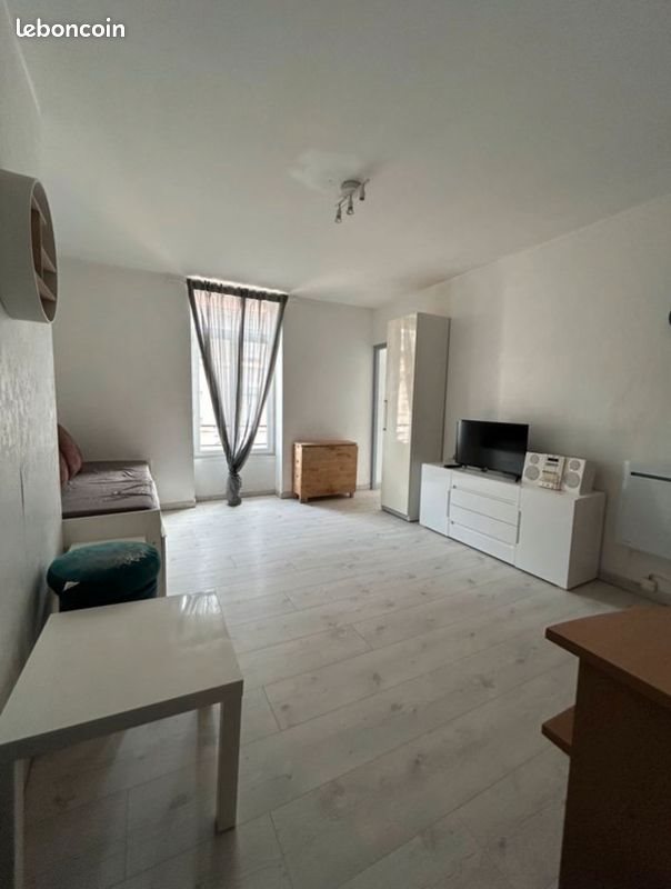 Appartement à louer, 28m², Decazeville