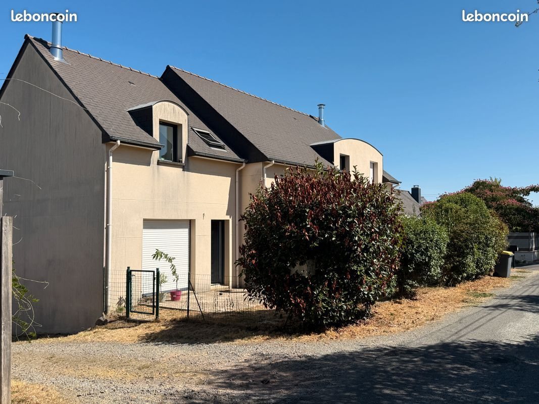 Maison à louer, 125m², Montfort-sur-Meu