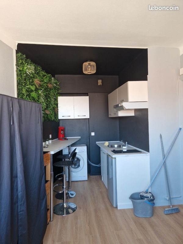 Appartement à louer, 17m², Saint-Etienne