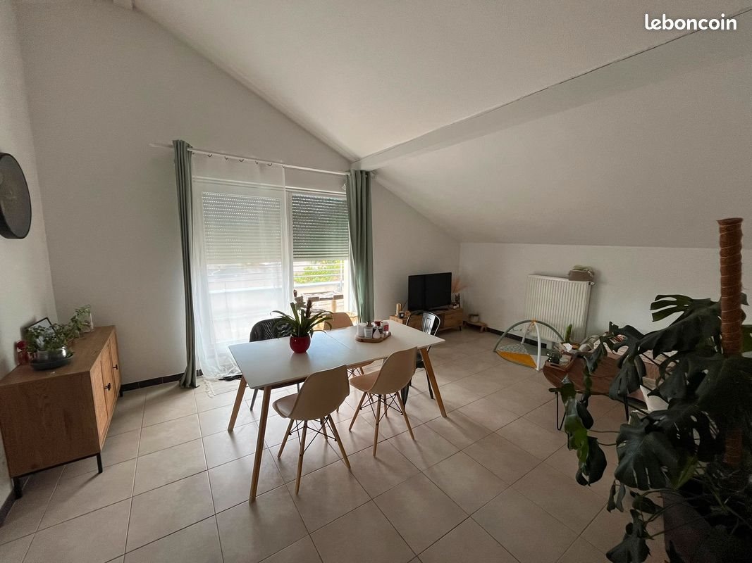 Appartement à louer, 92m², Mommenheim