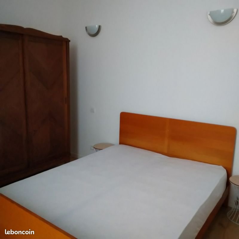 Appartement à louer, 33m², Villefranche-de-Rouergue