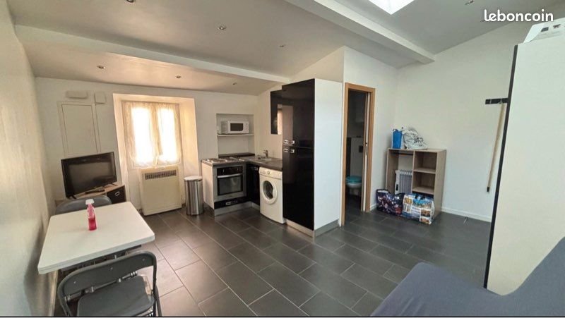 Appartement à louer, 21m², Menton