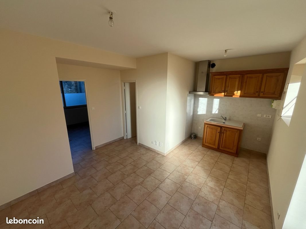 Appartement à louer, 30m², Le Buisson-de-Cadouin