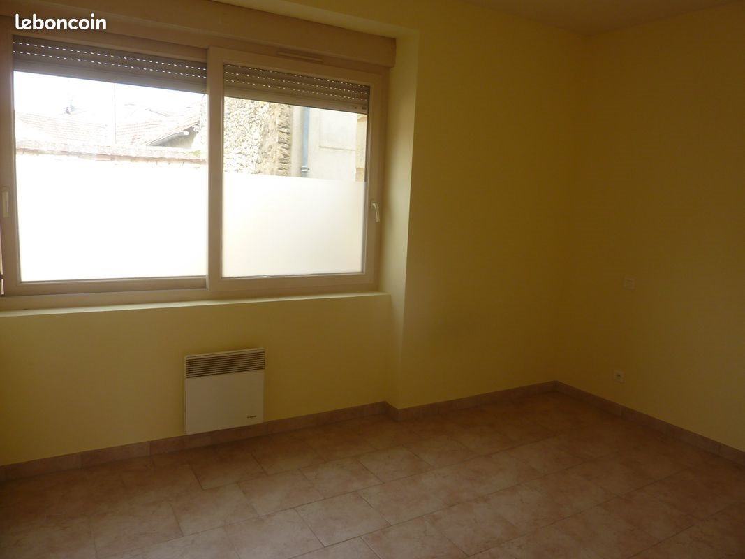 Appartement à louer, 30m², Le Buisson-de-Cadouin