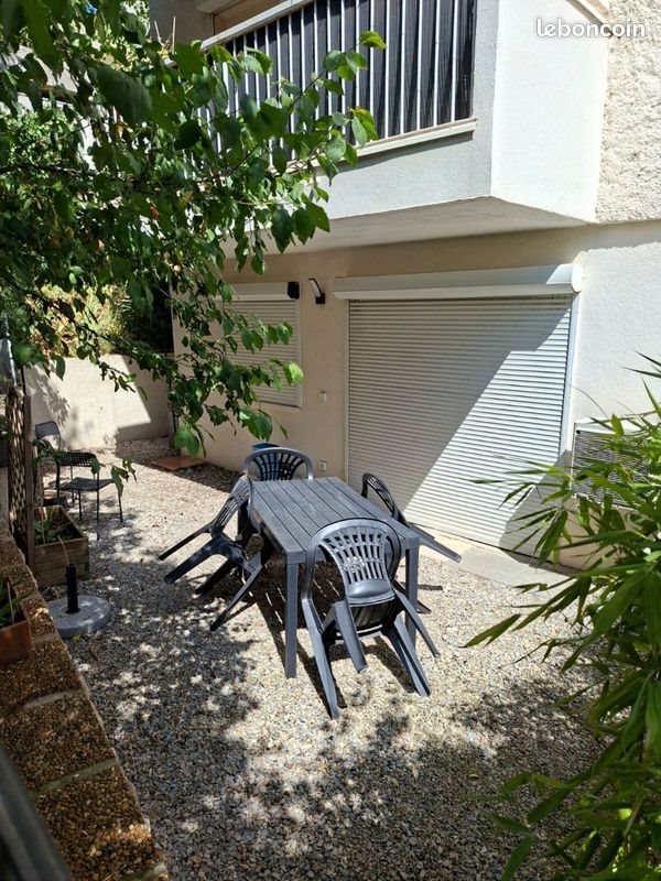 Appartement à louer, 33m², Nîmes