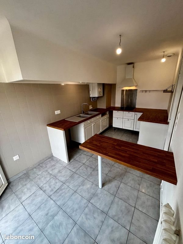 Appartement à louer, 96m², Limoux