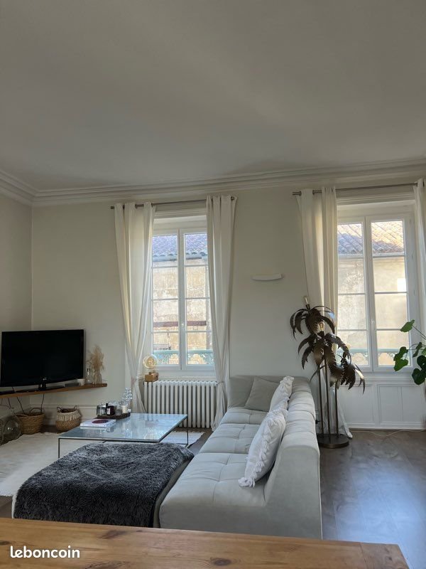Appartement à louer, 100m², Cognac