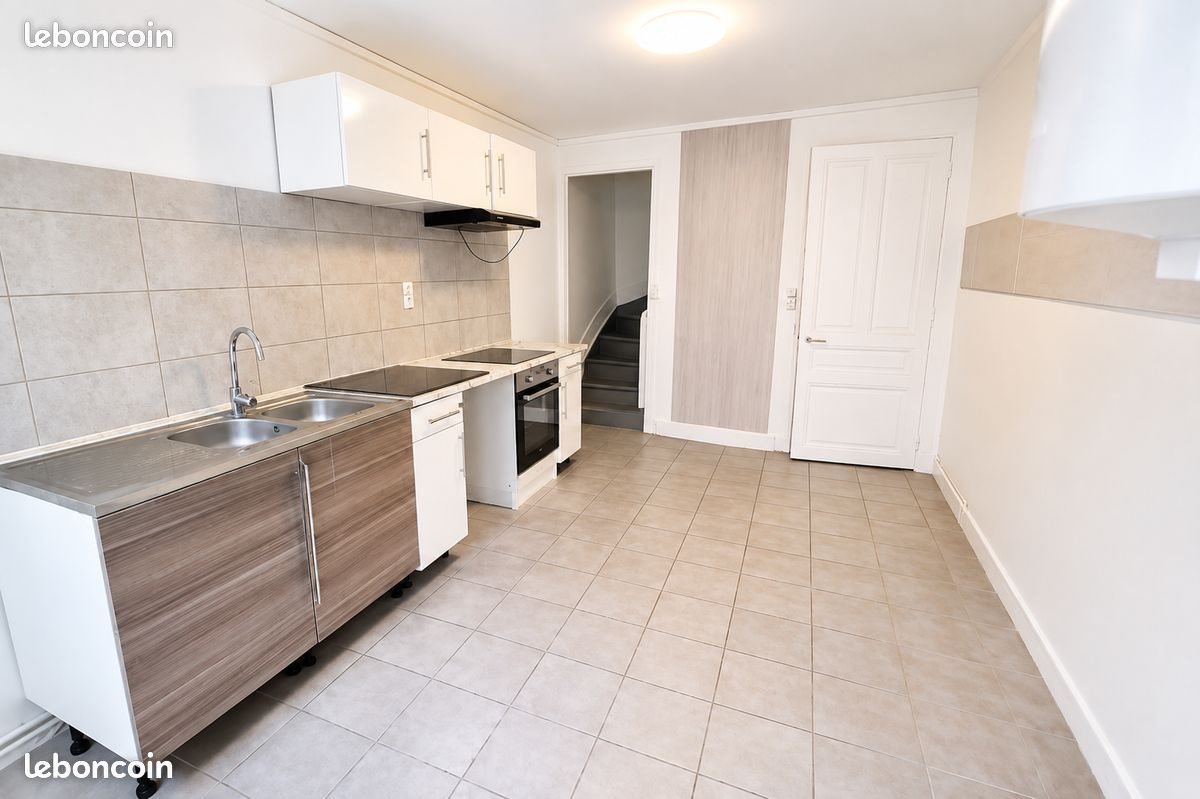 Maison à louer, 85m², Sury-le-Comtal
