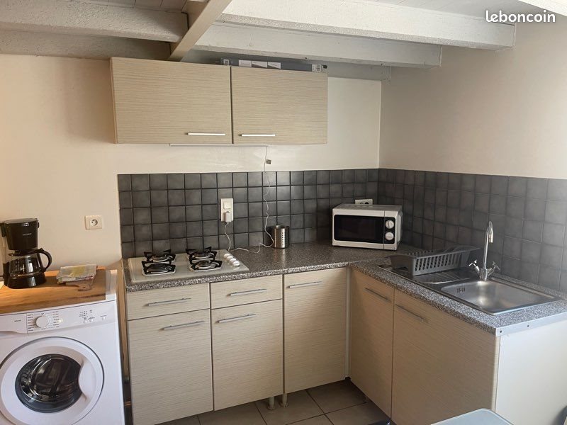 Appartement à louer, 25m², Arles