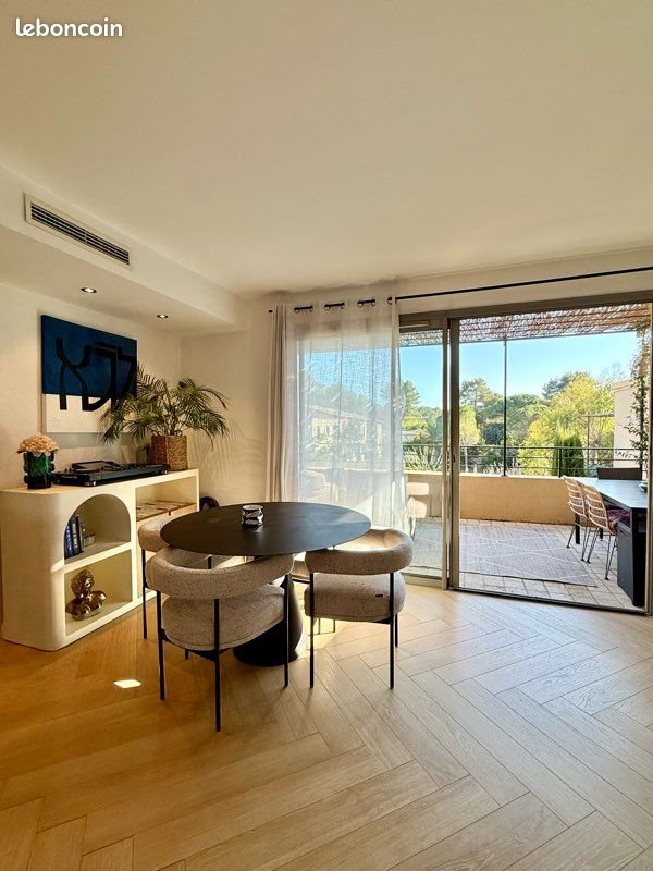 Appartement à vendre, 75m², Mougins