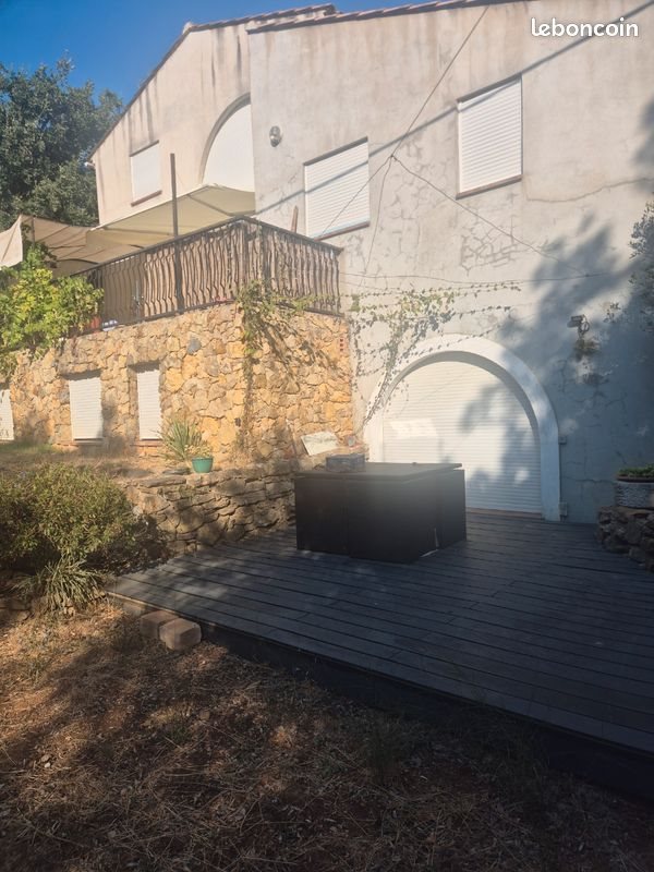 Appartement à louer, 55m², Solliès-Toucas