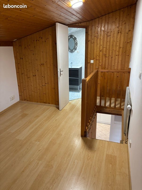 Appartement à louer, 48m², Vougy