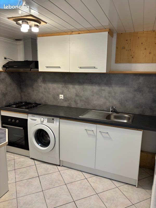 Appartement à louer, 48m², Vougy