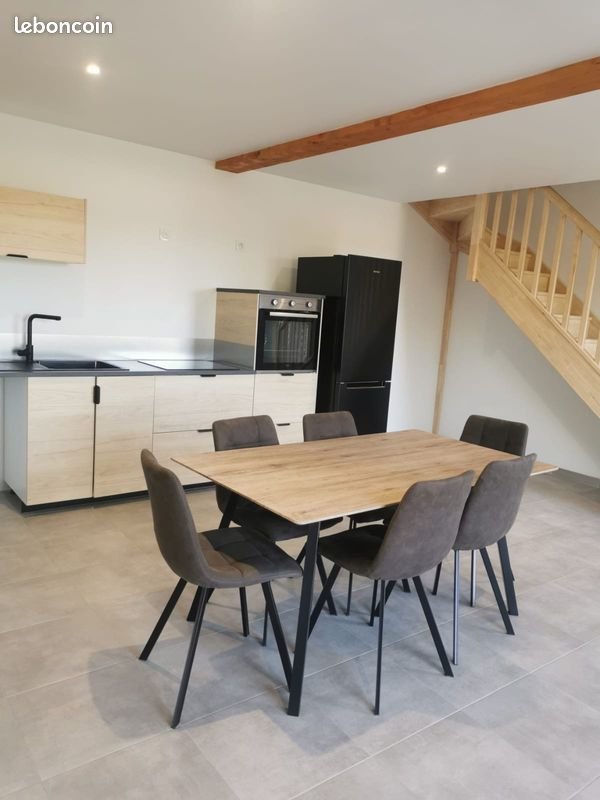 Maison à louer, 70m², Marennes