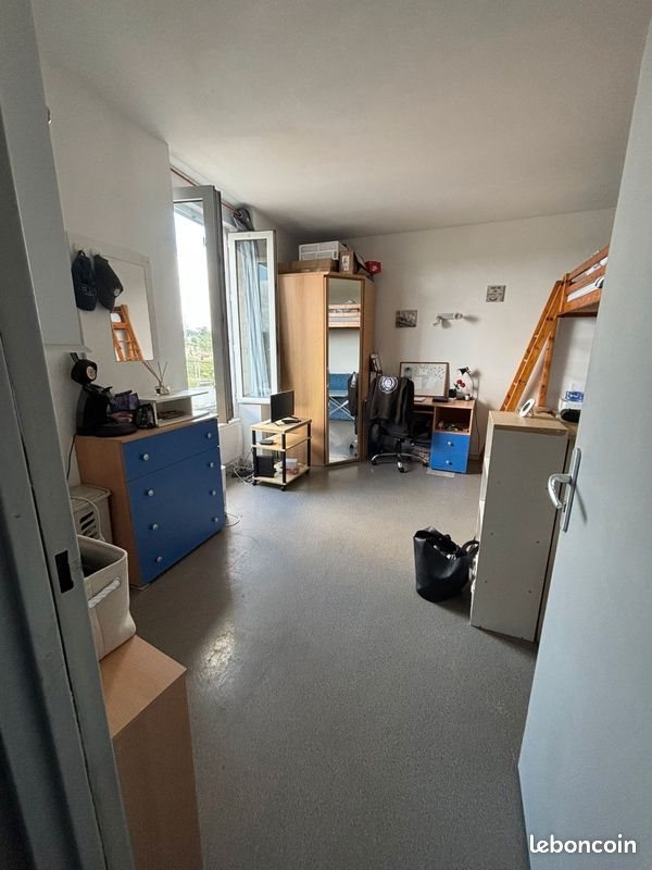 Appartement à louer, 2m², Poitiers