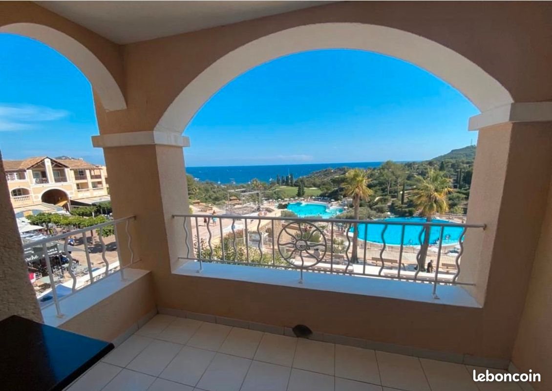 Appartement à louer, 24m², Saint-Raphaël
