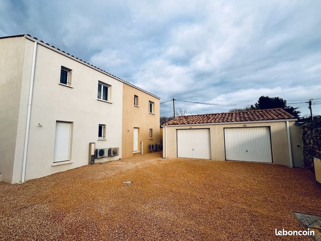 Maison à louer, 83m², Bezouce