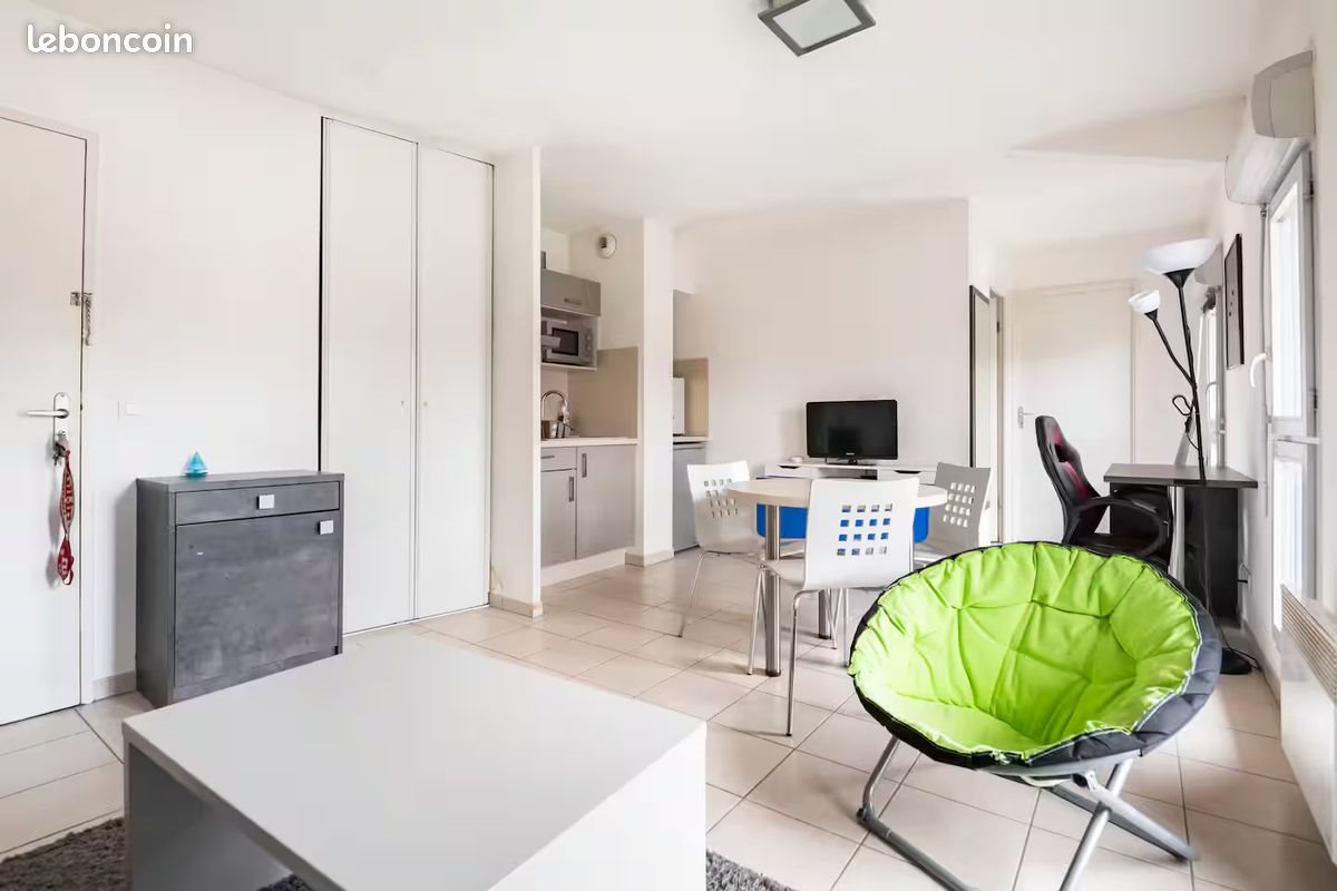 Appartement à louer, 33m², Talence