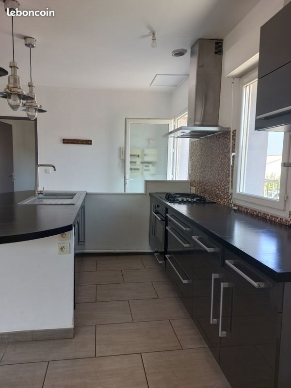 Appartement à louer, 104m², Saint-Rémy-de-Provence