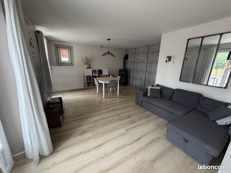 Maison à louer, 70m², Roullet-Saint-Estèphe