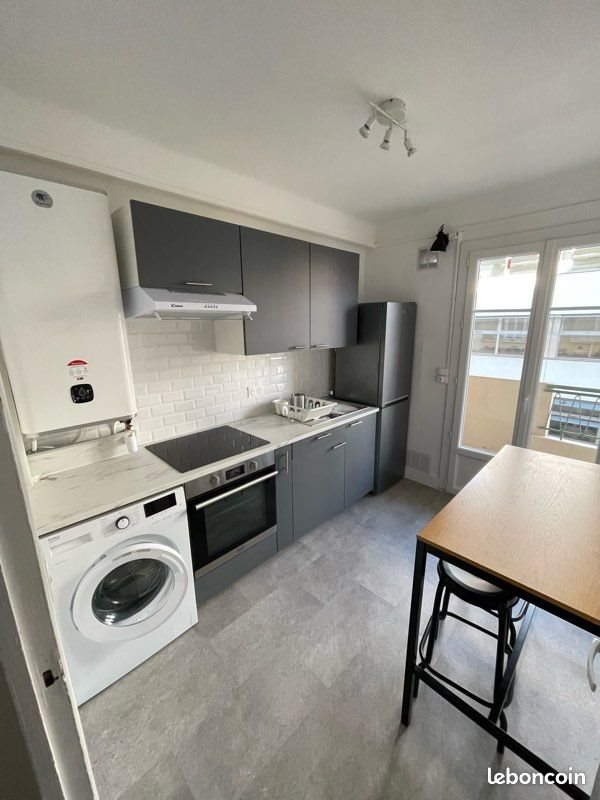 Appartement à louer, 65m², Nîmes