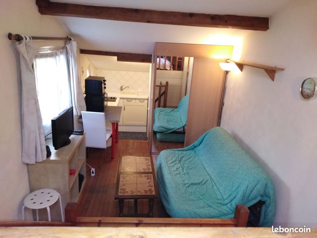 Appartement à louer, 17m², Vélizy-Villacoublay