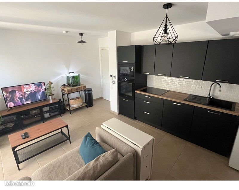 Appartement à louer, 32m², Marseille 12ème
