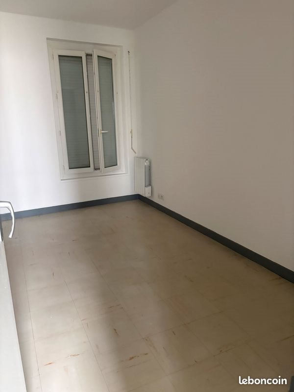 Appartement à louer, 38m², Saintes