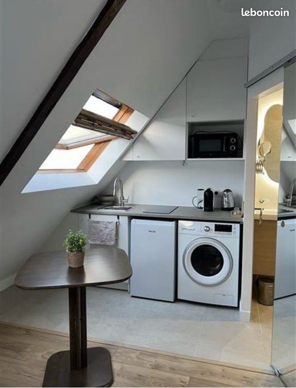 Appartement à louer, 17m², Paris 8ème