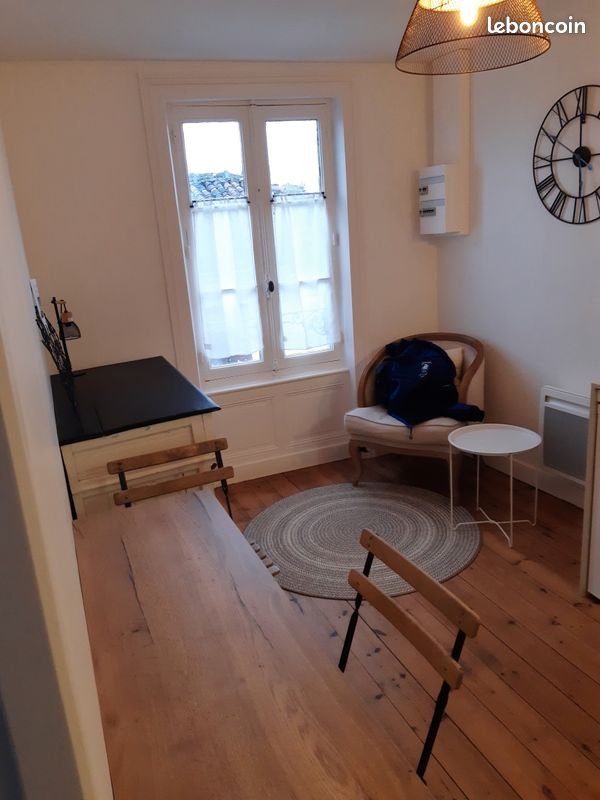 Appartement à louer, 23m², Cognac
