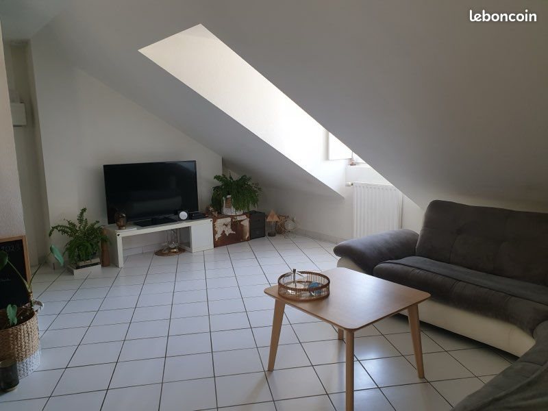 Appartement à louer, 90m², Ecole-Valentin
