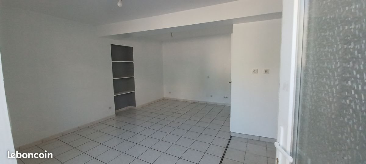Appartement à louer, 27m², Joncy