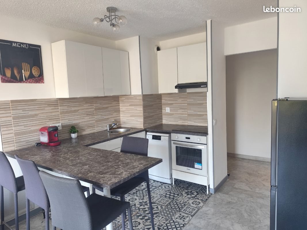 Appartement à louer, 38m², Antibes