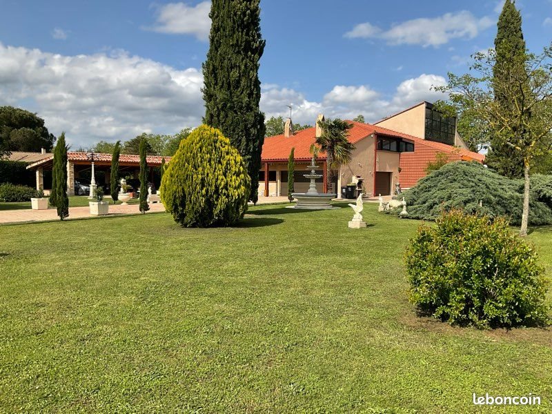 Maison à vendre, 604m², Lavelanet-de-Comminges